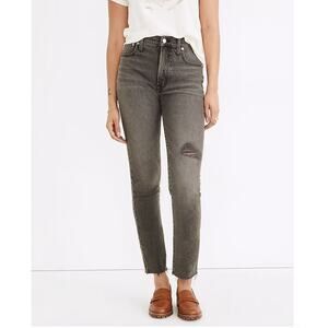 Madewell Perfect Vintage Jean in Cosner Wash: Knee-Rip Edition size 25 / 0